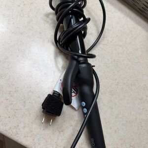 Bio Ionic 1" Black Curling Iron